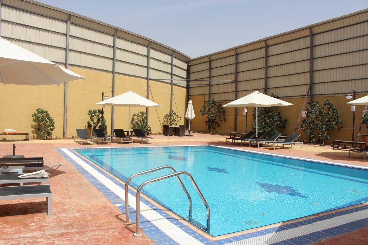 Grand East Hotel - Resort & Spa Dead Sea Sweimeh Экстерьер фото