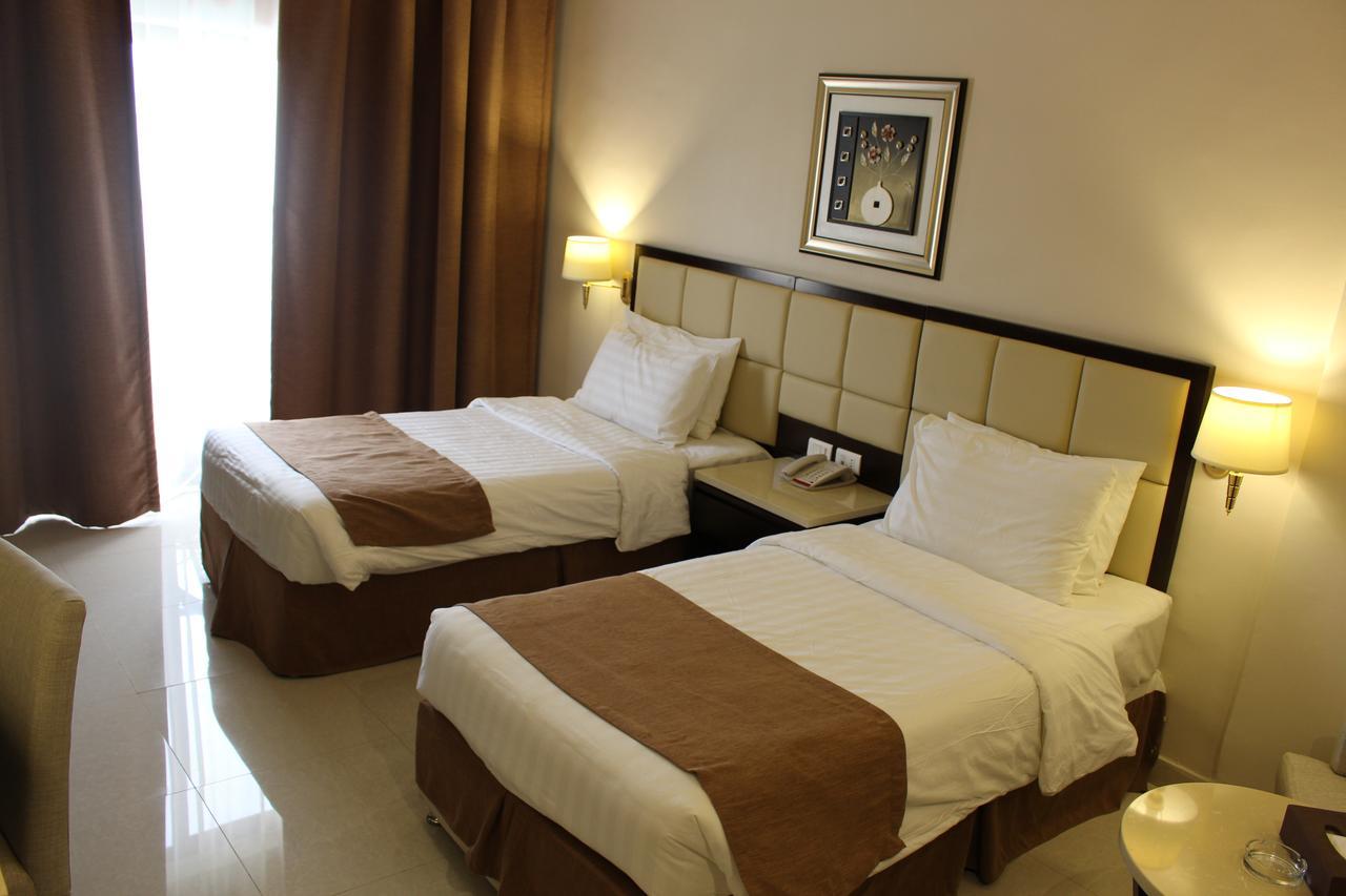 Grand East Hotel - Resort & Spa Dead Sea Sweimeh Экстерьер фото
