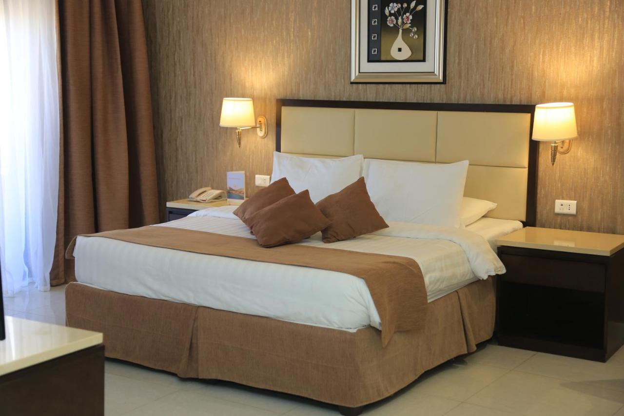 Grand East Hotel - Resort & Spa Dead Sea Sweimeh Номер фото