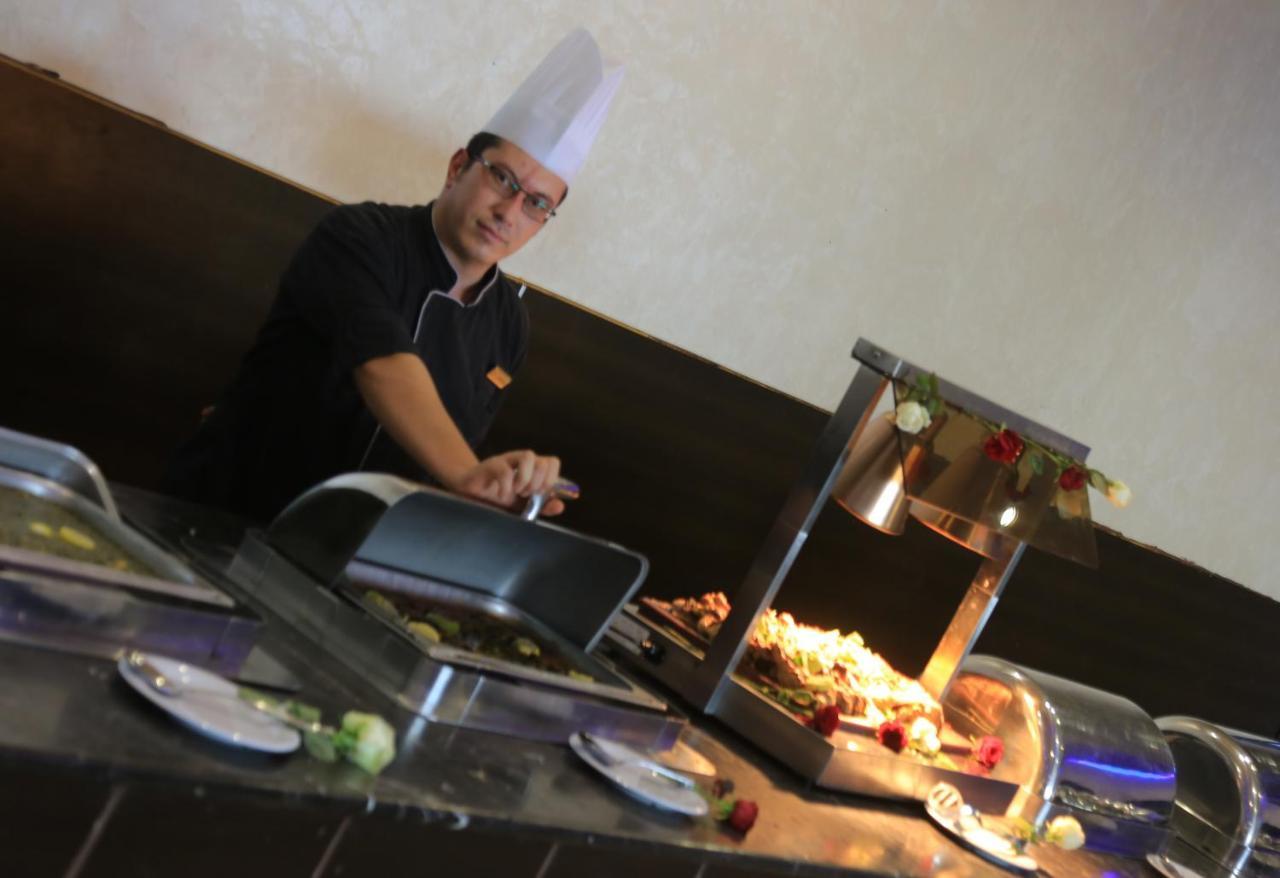 Grand East Hotel - Resort & Spa Dead Sea Sweimeh Экстерьер фото