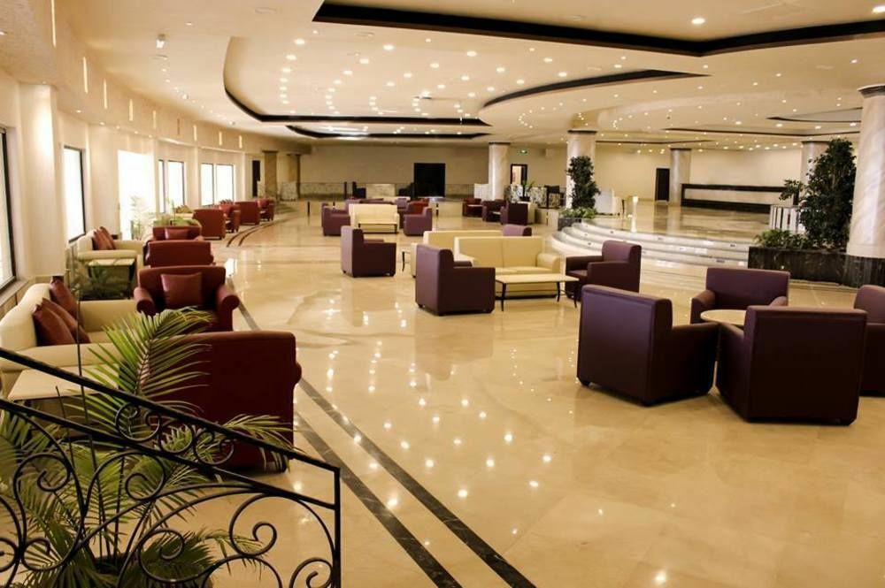 Grand East Hotel - Resort & Spa Dead Sea Sweimeh Экстерьер фото
